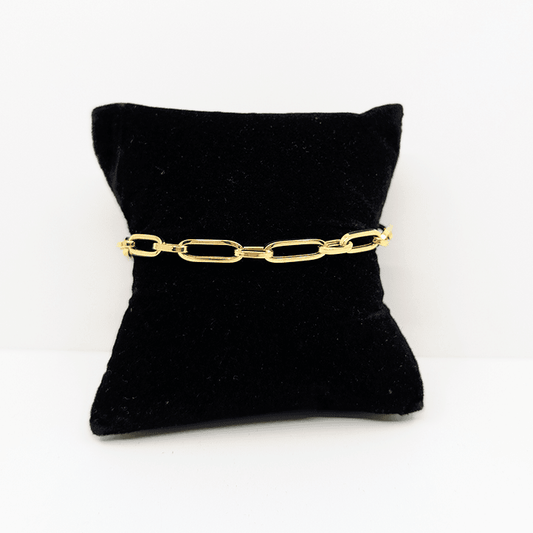 A paperclip design bracelet.