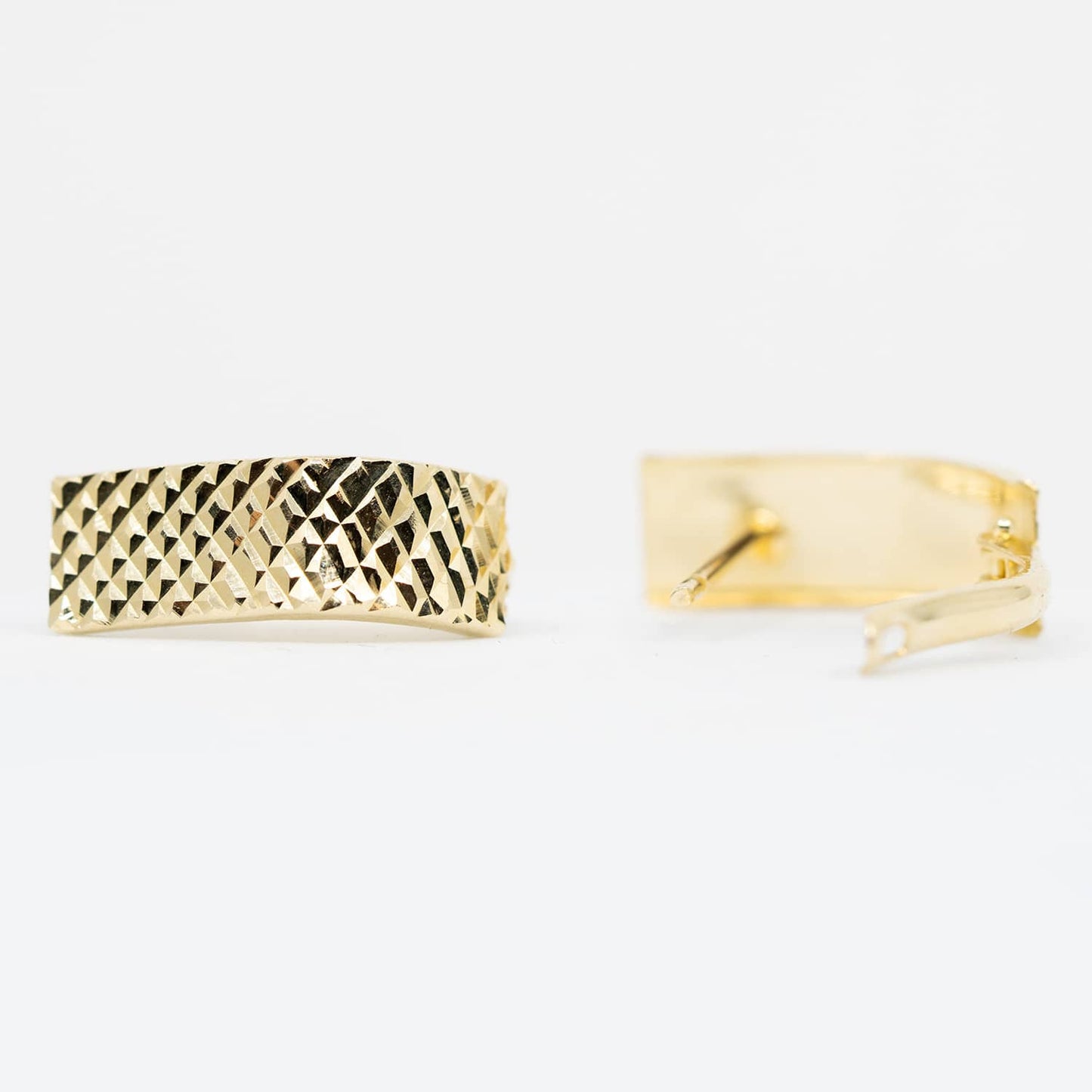 14k Gold 7mm Wide Plug Earrings with Diamond-Cut Texture