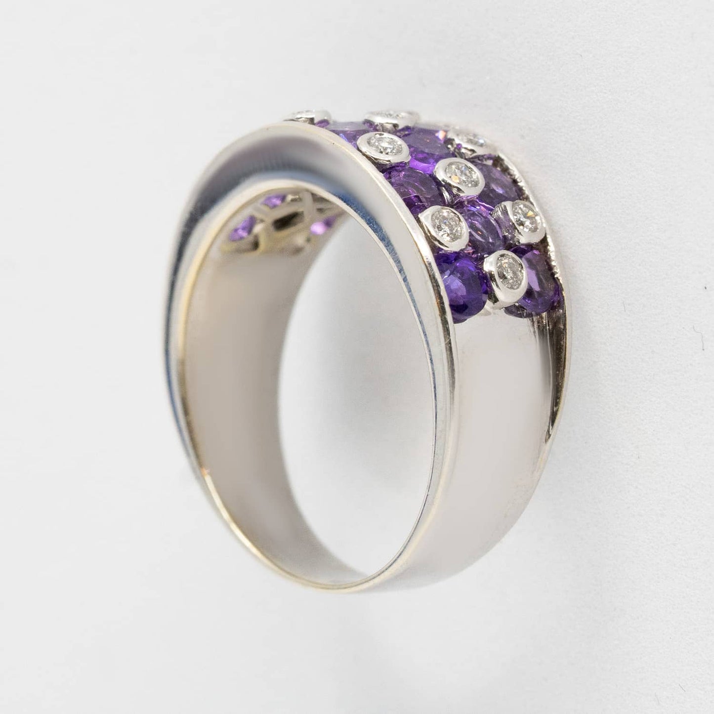 Vintage 14k White Gold Band Checkered with Amethyst & Diamond