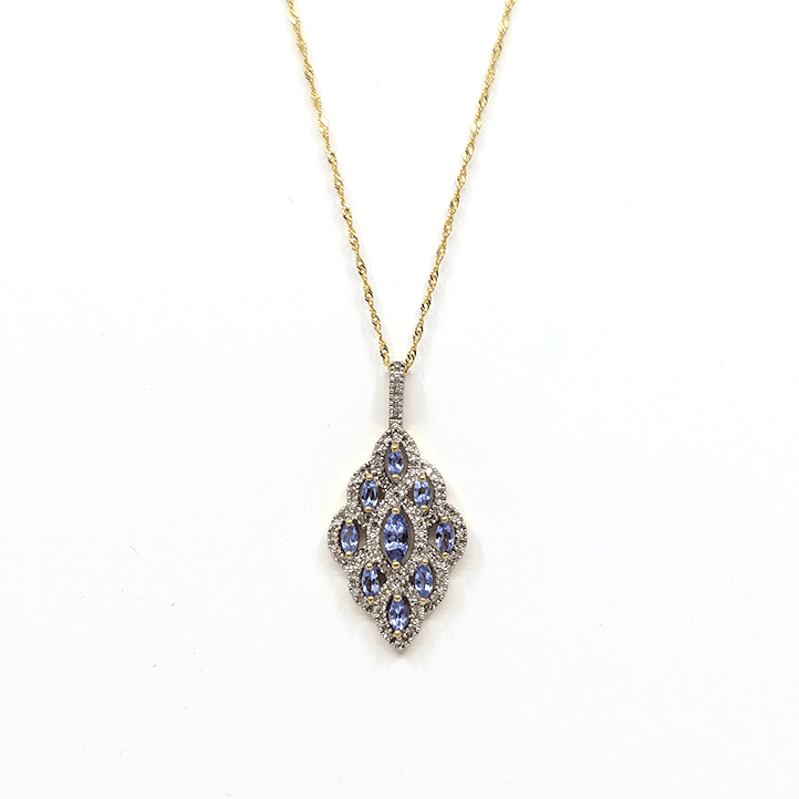 A 10k yellow gold necklace with a 0.75ctw natural diamond pendant design. Length: 18"