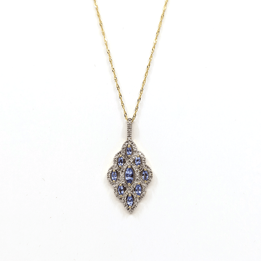 A 10k yellow gold necklace with a 0.75ctw natural diamond pendant design. Length: 18"