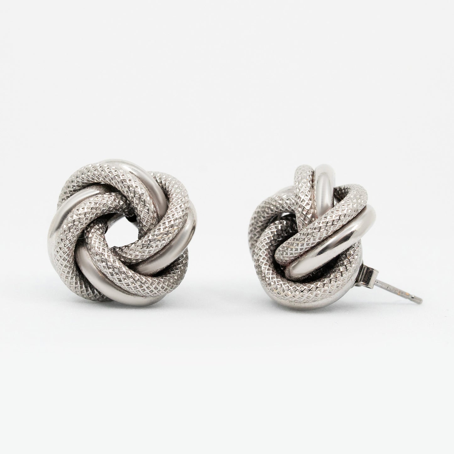 14k White Gold Twist Stud Earrings