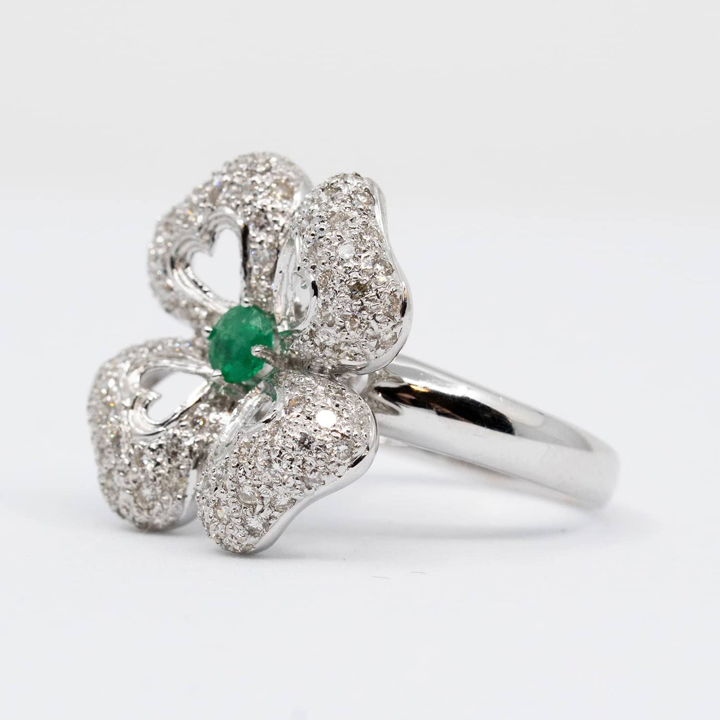 Vintage 14k White Gold Emerald Clover Ring with Diamonds